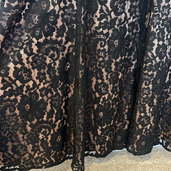 Eliza J Embroidered Black Lace Trumpet Maxi Dress Formal Gown Size 6 - Picture 7 of 10